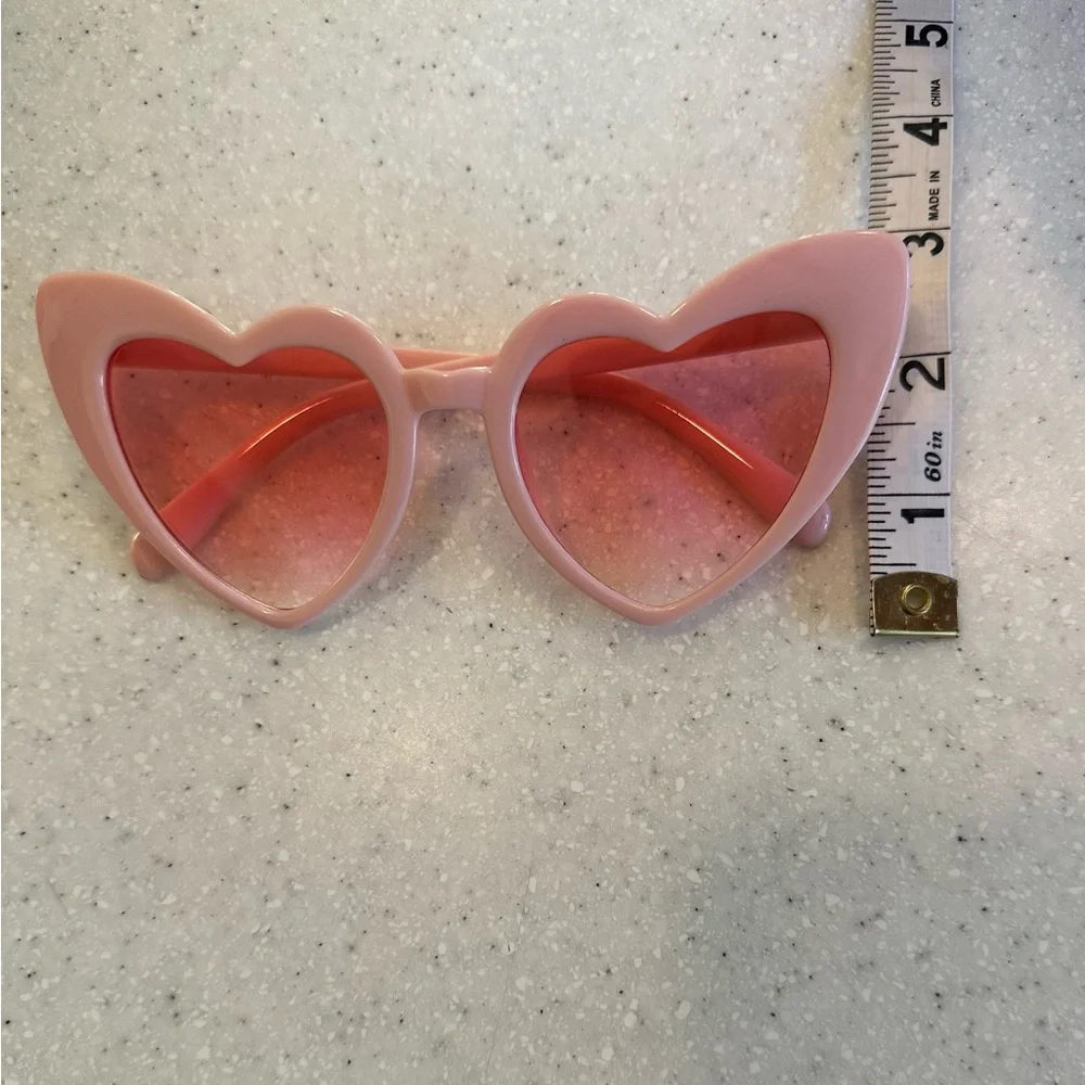 Women’s Pink Heart Sunglasses! Cute! Wedding, Bachelorette Party, Valentines!